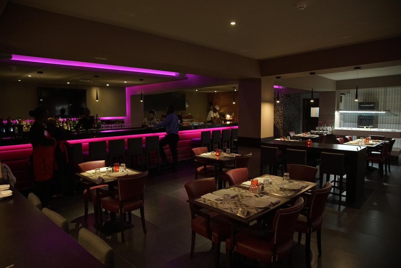 Mamba Point Hotel Monrovia Ngoại thất bức ảnh